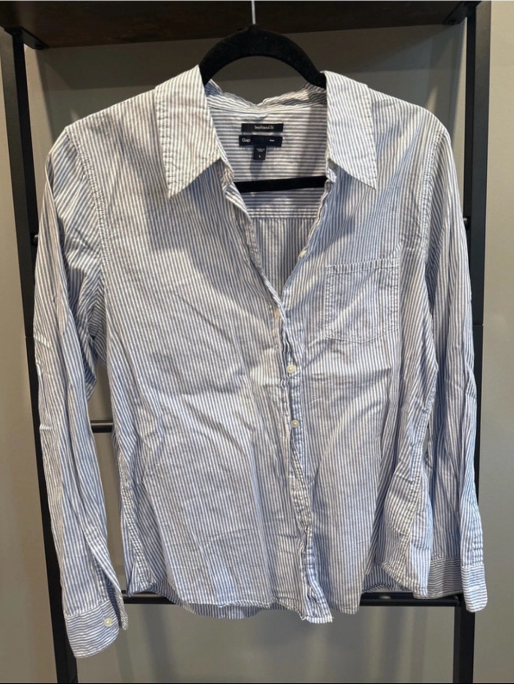 Women’s Gap Boyfriend Fit Blue and White Stripe Blouse